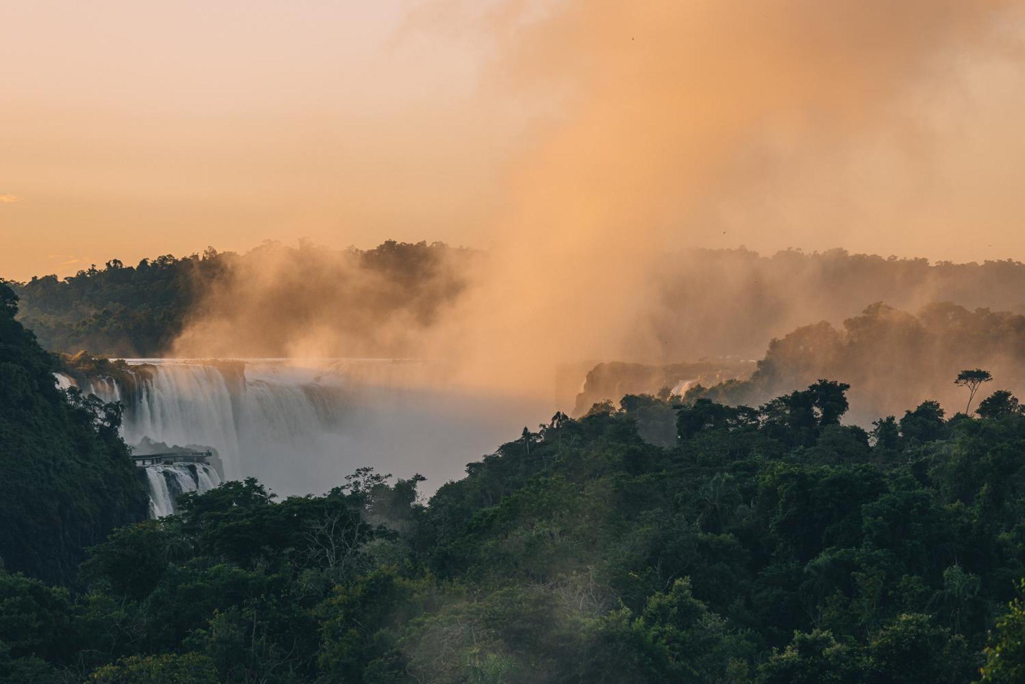 מלון פוארטו איגואסו Gran Melia Iguazu מראה חיצוני תמונה Victoria Falls