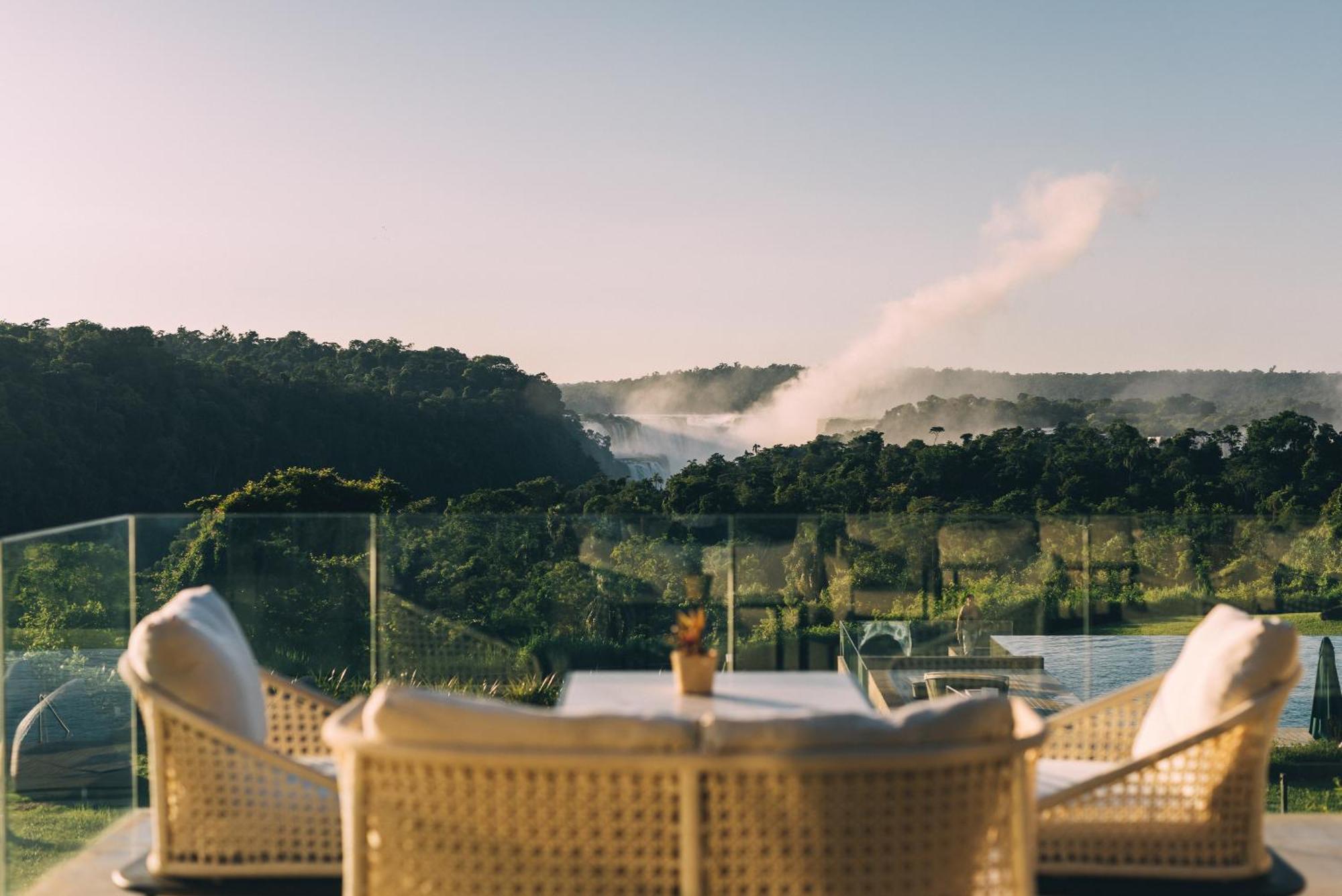 מלון פוארטו איגואסו Gran Melia Iguazu מראה חיצוני תמונה View of the Victoria Falls from the Lookout Cafe